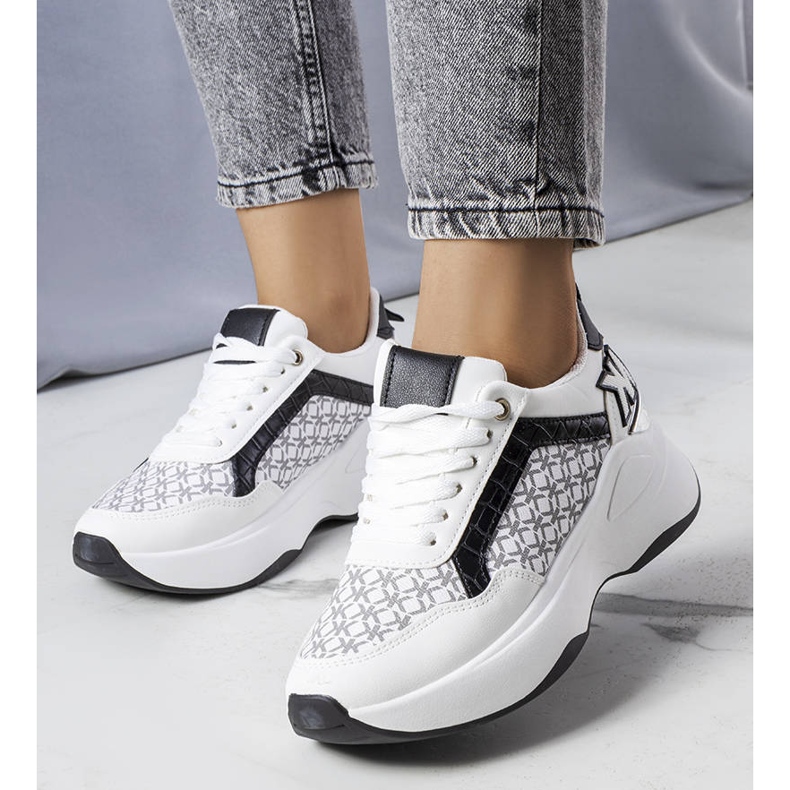 Baskets noires monogrammées Margie blanche 1