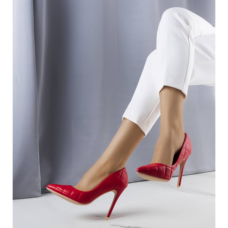 BM Talons matelassés rouges Lore 1