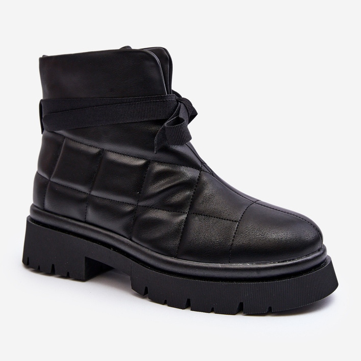Bottines Pour Femmes Avec Matelassé Et Laçage Noir Bizzanti 1
