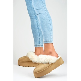 Chaussons plateforme femme beiges 1