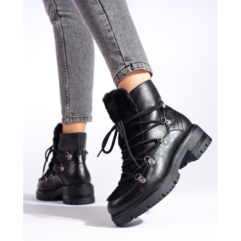 W. Potocki Bottes de neige pour femmes noires avec fourrure de Potocki le noir 2