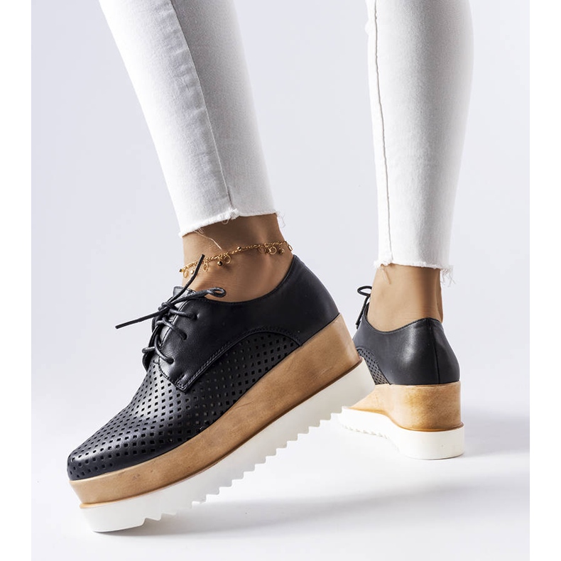 Chaussures compensées ajourées noires Laurent le noir 2