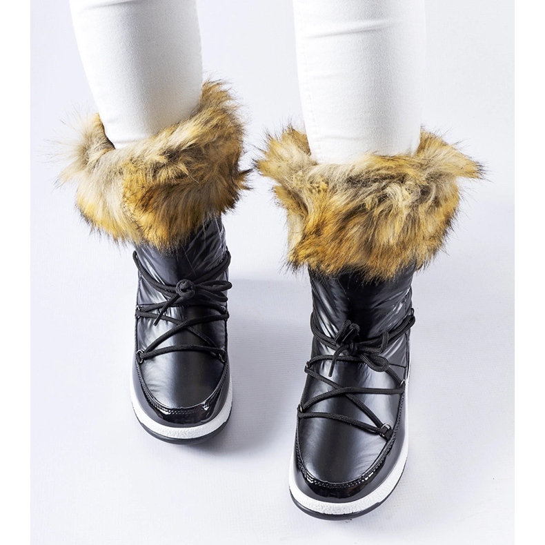 Bottes de neige isolées noires avec fourrure Adamsvil 1