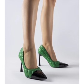 Talons hauts Benito matelassés verts 1