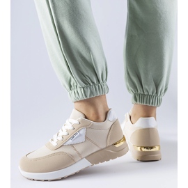 Baskets en tissu beige par Geraldino 1 Baskets en tissu beige par Geraldino 1