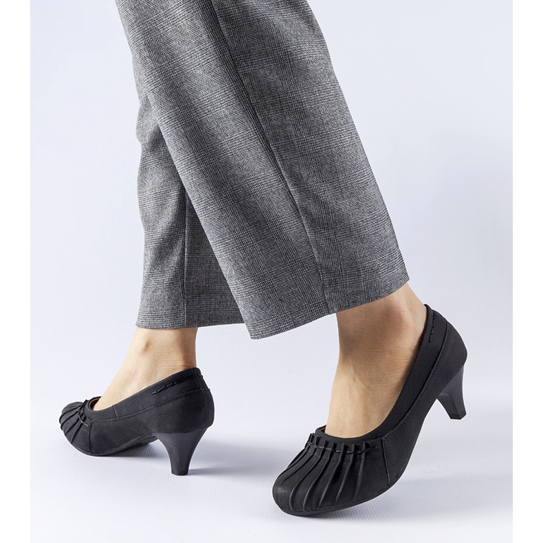 Escarpins à volants Santro noirs le noir 1