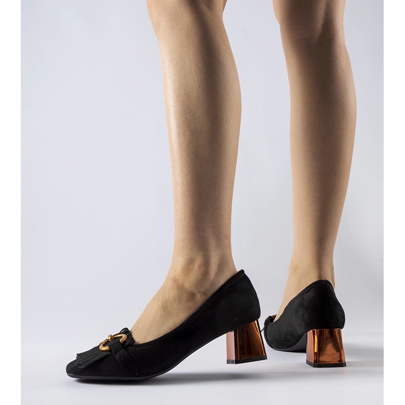 Escarpins à talons hauts Basso noirs 1