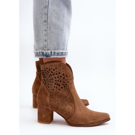 Zazoo 3166 Bottines Ajourées à Talons Hauts Femme, Daim Camel brun 8