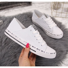 Baskets ajourées blanches Big Star W FF274024 1