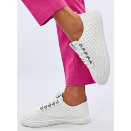 Baskets ajourées femme Pluss All White blanc 1