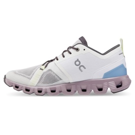On Running Sur les chaussures de course Cloud X Shift W 6698465 blanche 7