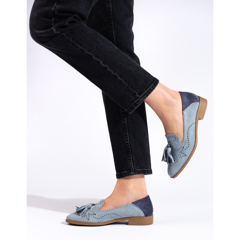 Mocassins en daim gris ajouré par Daszyński 2