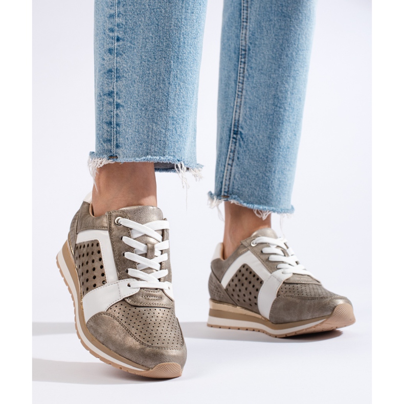 Baskets femme ajourées dorées Daszyński 1