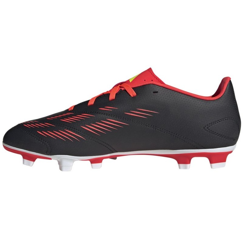 Chaussures Adidas Predator Club FxG IG7760 le noir 2