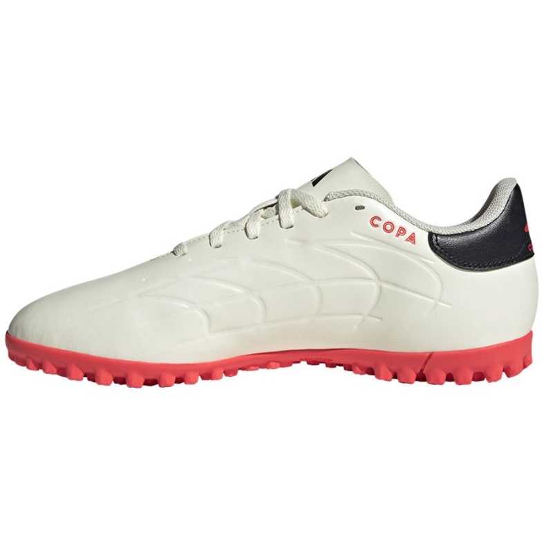 Chaussures Adidas Copa PURE.2 Club Tf IE7523 blanche 1