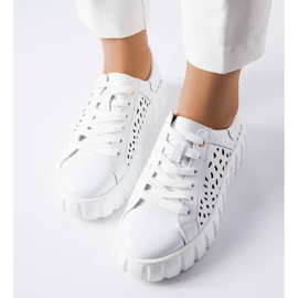 Baskets blanches avec empiècements patch 2