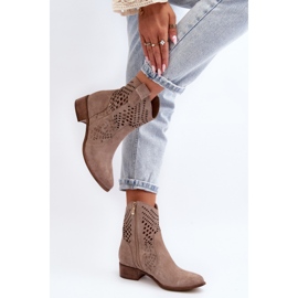 Zazoo 3305 Bottines cowboy ajourées à talon bas pour femme en daim Cappucino beige 5