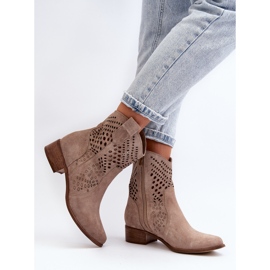 Zazoo 3305 Bottines cowboy ajourées à talon bas pour femme en daim Cappucino beige 6