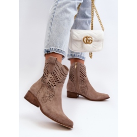 Zazoo 3305 Bottines cowboy ajourées à talon bas pour femme en daim Cappucino beige 7