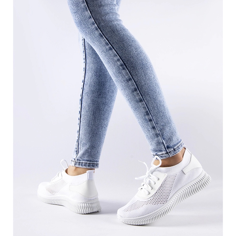 Baskets blanches ajourées par Pierantonio 1