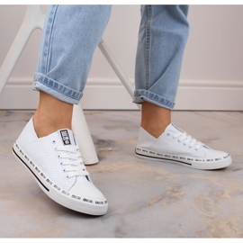 Baskets basses ajourées en éco-cuir, blanc Big Star FF274024 blanche 1