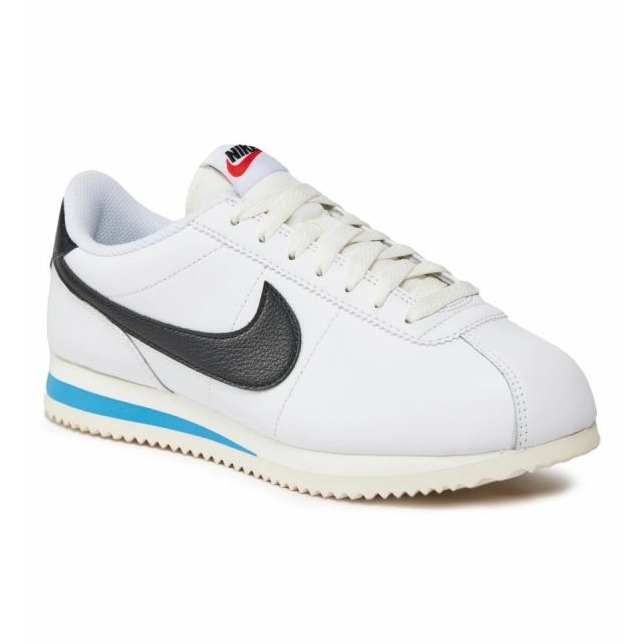 Nike Cortez W chaussures DN1791-100 blanche 1