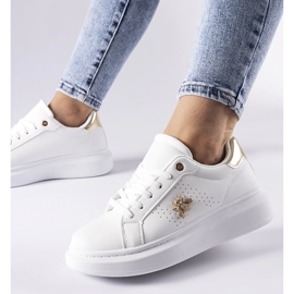 Baskets blanches avec application Fairfax en zircon 2