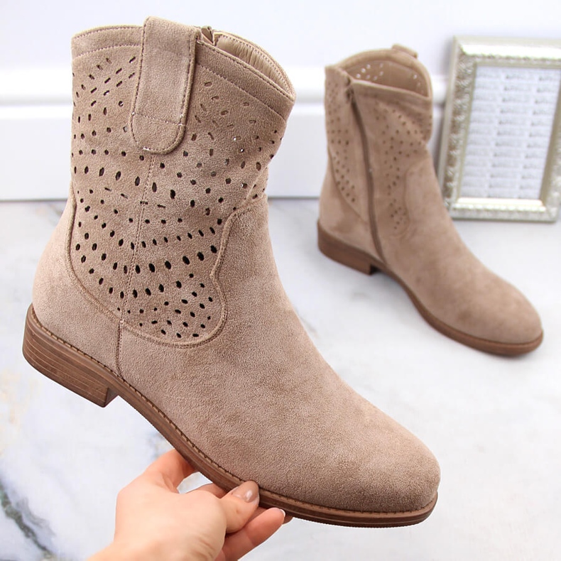 Bottines ajourées femme en daim beige S.Barski HY66-135 1