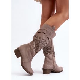 Zazoo 4043 Bottines à Talons Bas Cappucino Ajourées en Daim beige 8