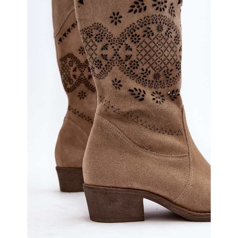 Zazoo 4043 Bottines à talons bas en daim beige ajouré 2