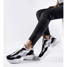 Baskets Gironic massives noires et grises le noir 1 Baskets Gironic massives noires et grises le noir 1