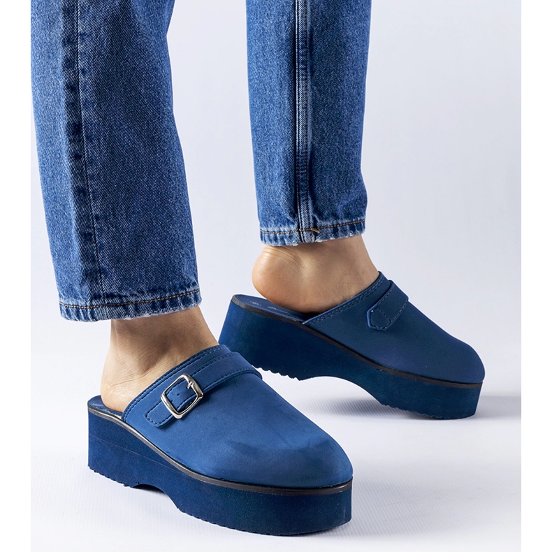 Claquettes sabot bleu marine sur la plateforme Lang 1 Claquettes sabot bleu marine sur la plateforme Lang 1