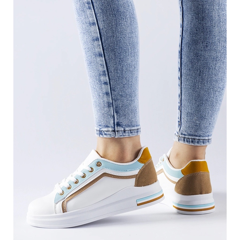 Baskets Mayfield blanches et bleues 1 Baskets Mayfield blanches et bleues 1