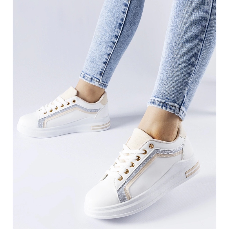 Baskets à plateforme Mayfield blanches 1