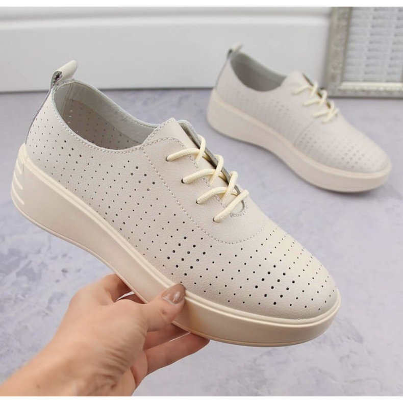 Chaussures ajourées en cuir beige Sergio Leone W SK431 1