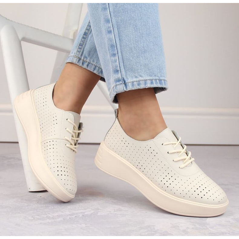 Chaussures ajourées en cuir beige Sergio Leone W SK431 2