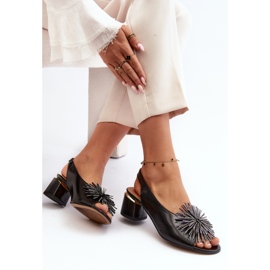 Sandales en cuir avec décoration Laura Messi 2719 Noir le noir 1 Sandales en cuir avec décoration Laura Messi 2719 Noir le noir 1