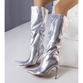 BM Bottes argentées sur un talon Dinami 2