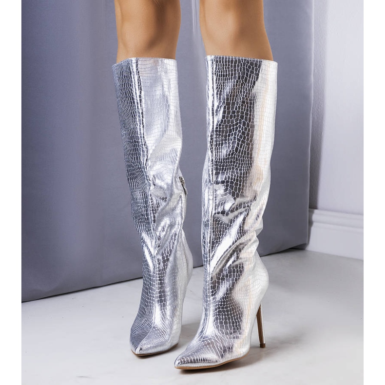 BM Bottes argentées sur un talon Dinami 1