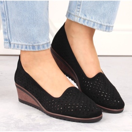 Chaussures compensées femme en daim ajouré, noir Potocki SZ12306 le noir 6