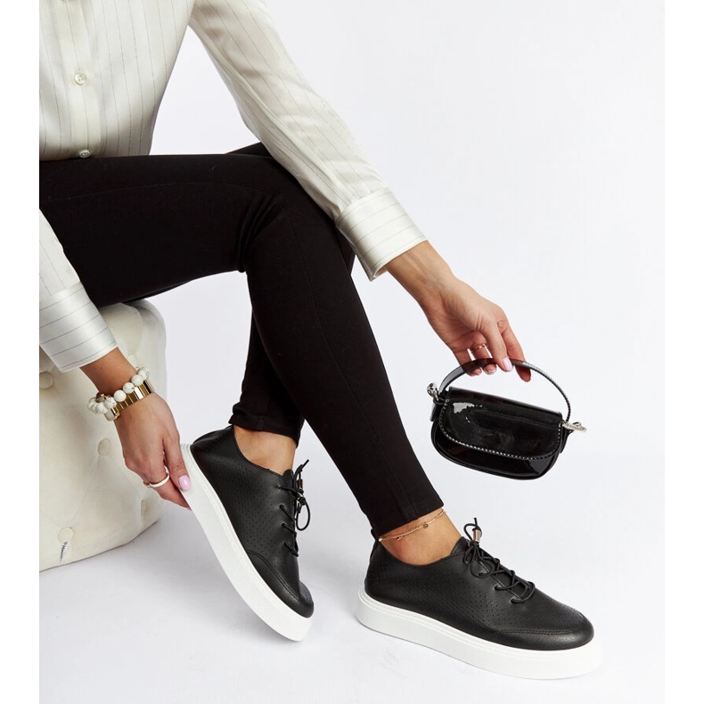 Baskets perforées noires Laytonville le noir 1