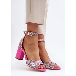 Sandales fuchsia à talons hauts fleuris Vitamella rose 2
