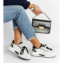 Baskets Galdino blanches et noires 1