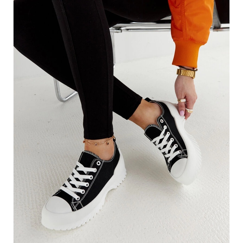 Baskets à plateforme Monteleone noires 1