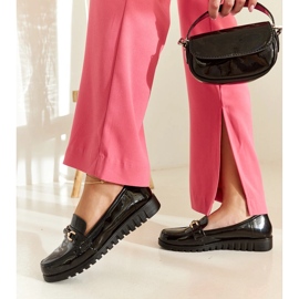 Mocassins vernis noirs avec boucle Sardis 1