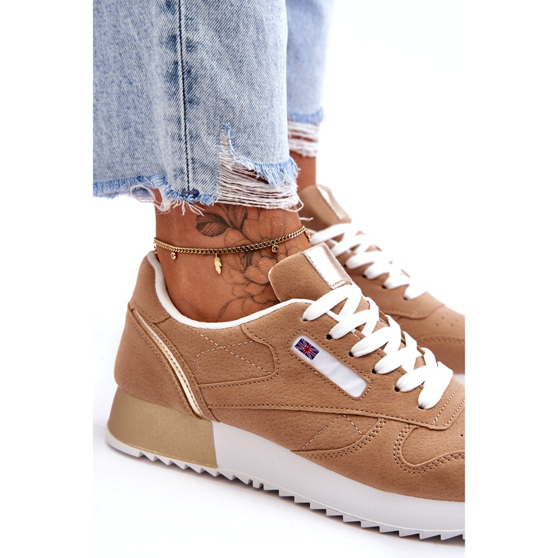 Chaussures de sport à lacets en cuir beige sur plateforme 2
