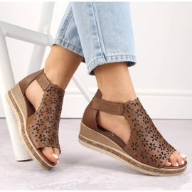 Sandales compensées confortables en cuir pour femmes, marron, Remonte D3056-24 brun 2