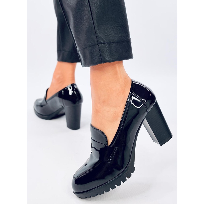 Jeffis Mocassins à talons vernis noirs le noir 2