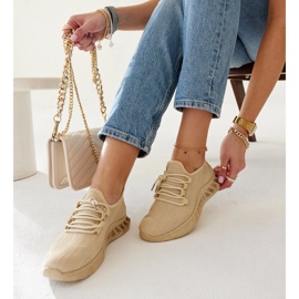 Baskets en tissu beige de Weekley 2