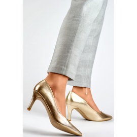 Talons aiguilles bas dorés, escarpins pour femmes sur un talon aiguille bas, doré d'or 2